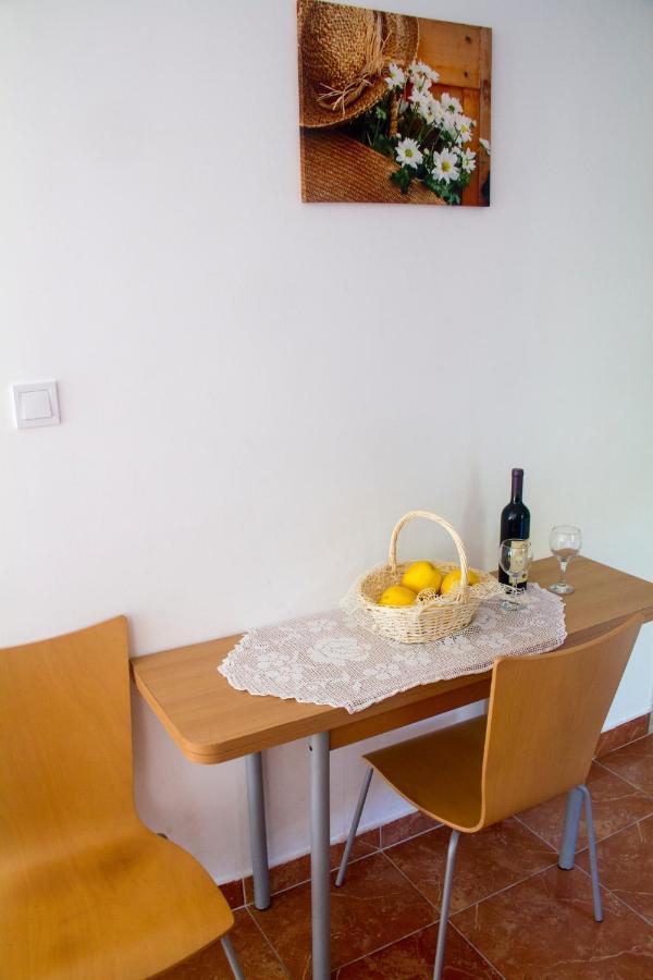Apartment San Stefan 스베티스테판 외부 사진